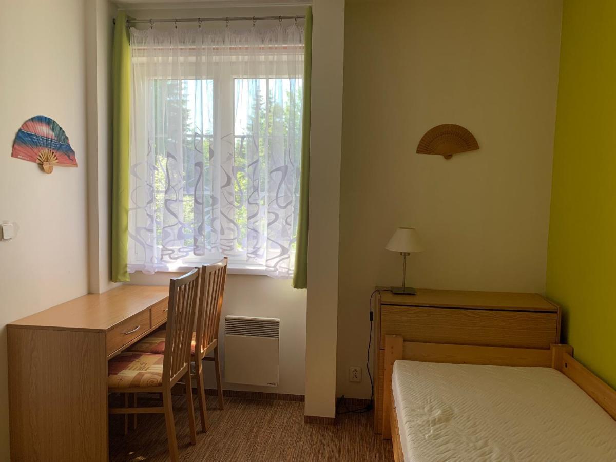 Ferienwohnung Orbit Karlov  Exterior foto
